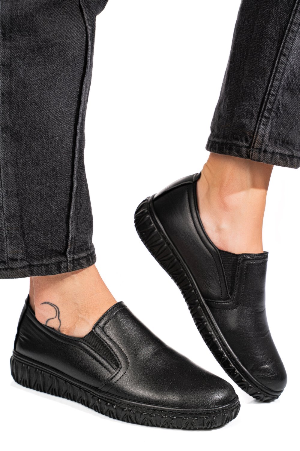 ESPADRILE NEGRE PIELE NATURALA 8PC06