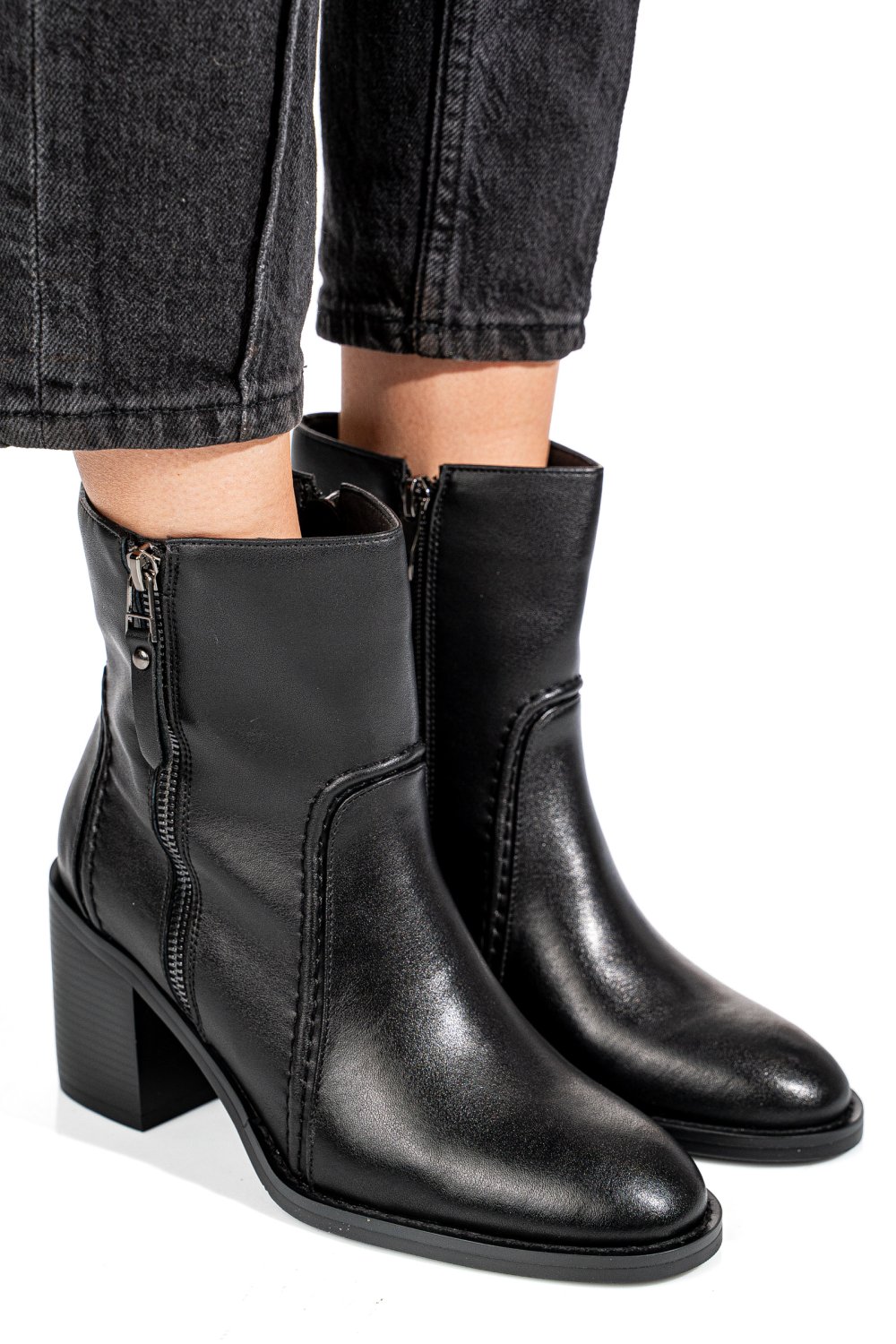 BOTINE NEGRE PIELE NATURALA SS77N5001