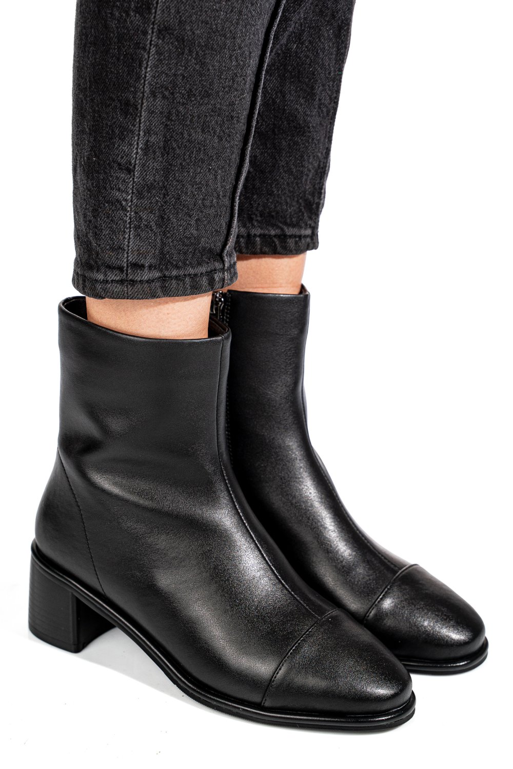 BOTINE NEGRE PIELE NATURALA SS77N5016