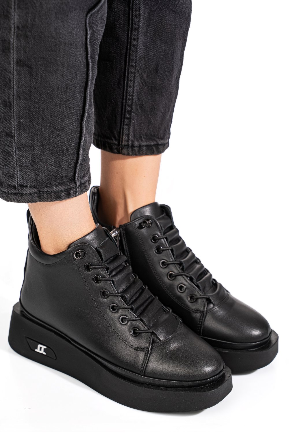 GHETE NEGRE PIELE NATURALA 3PC113