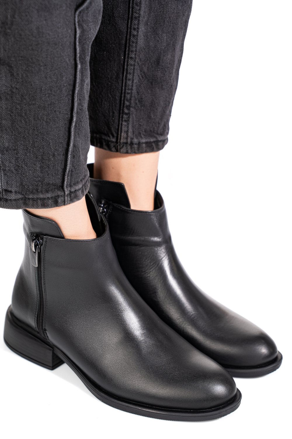 GHETE NEGRE PIELE NATURALA 2PC504