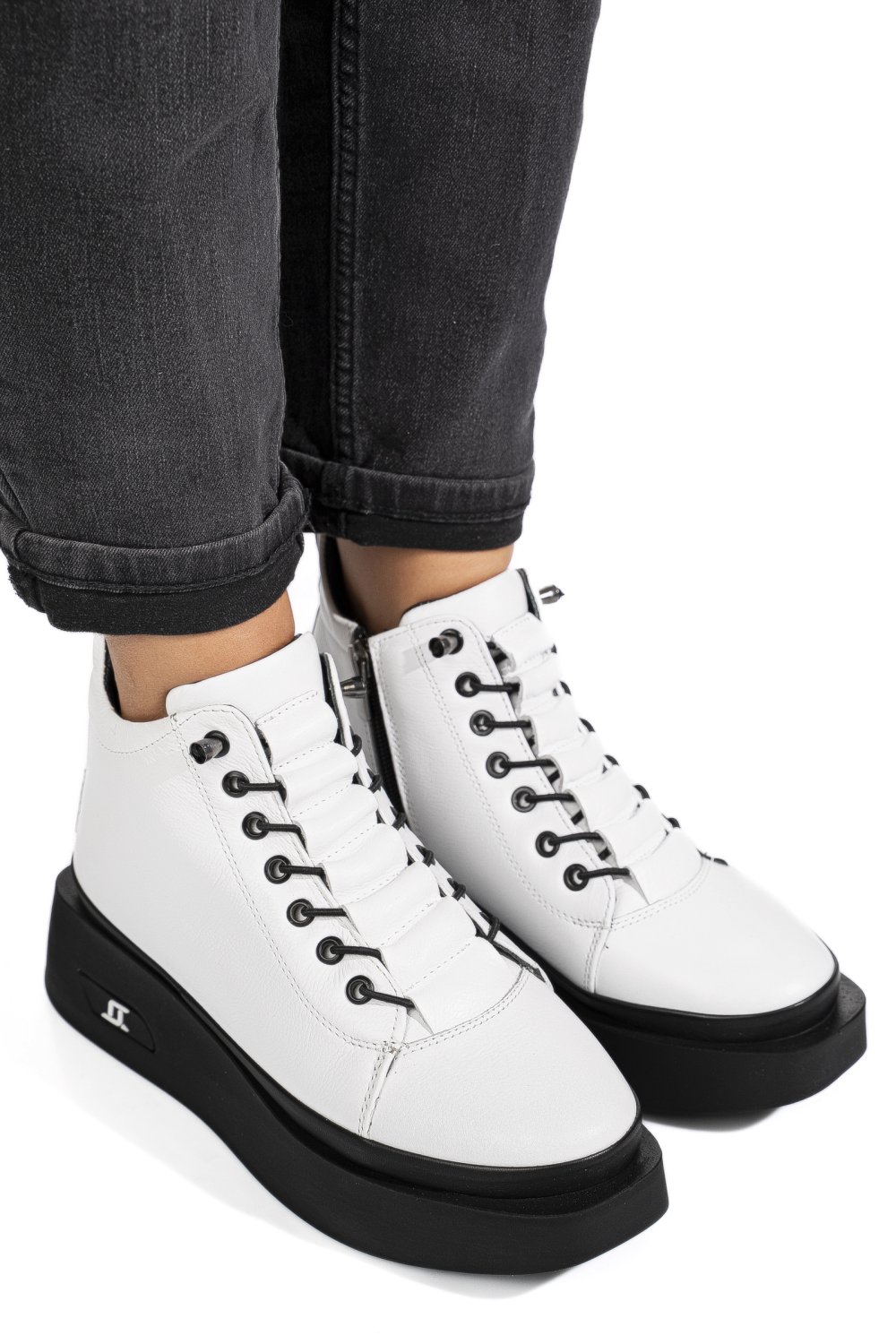 GHETE ALBE PIELE NATURALA 3PC113