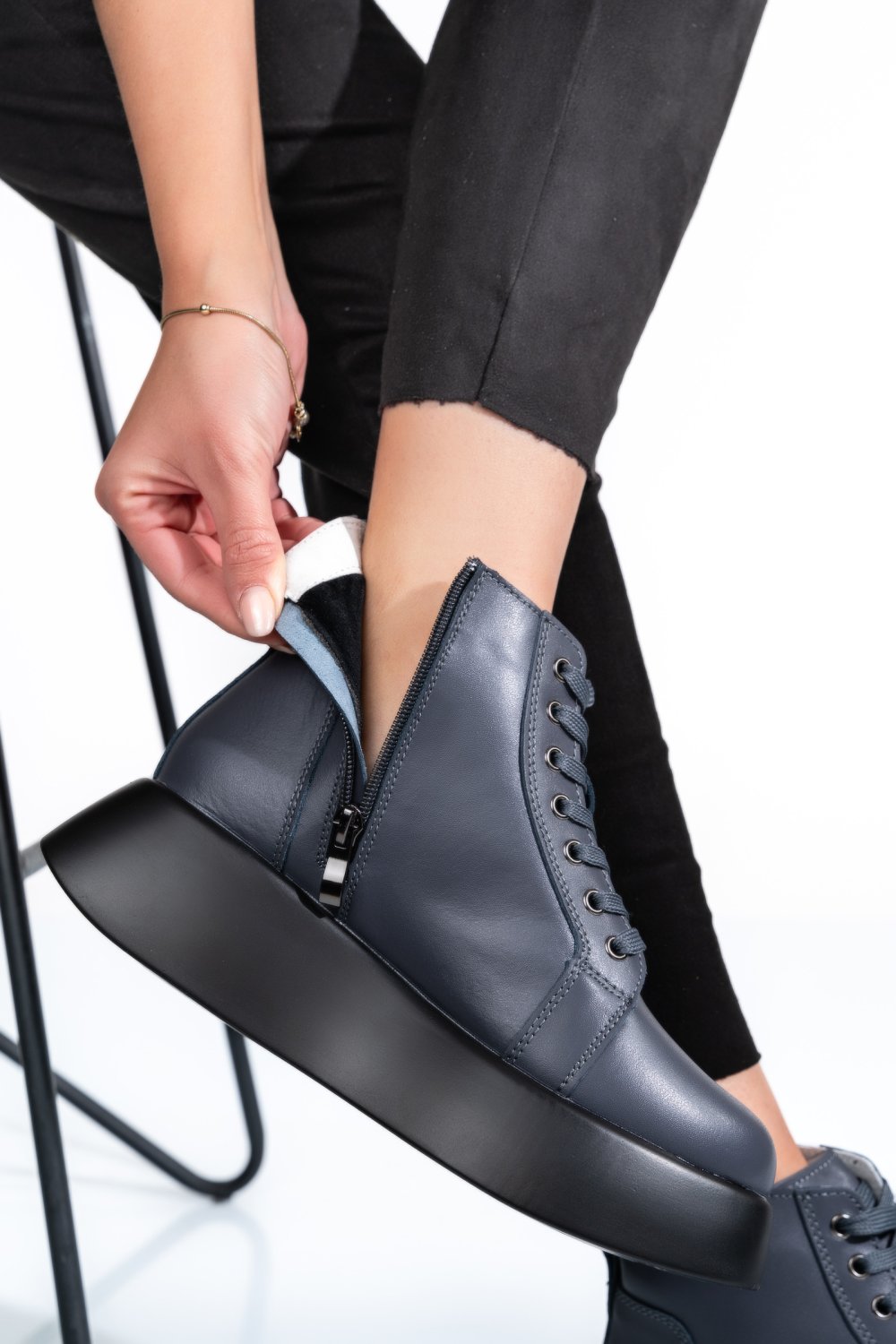 GHETE GRI INCHIS PIELE NATURALA TSP5101