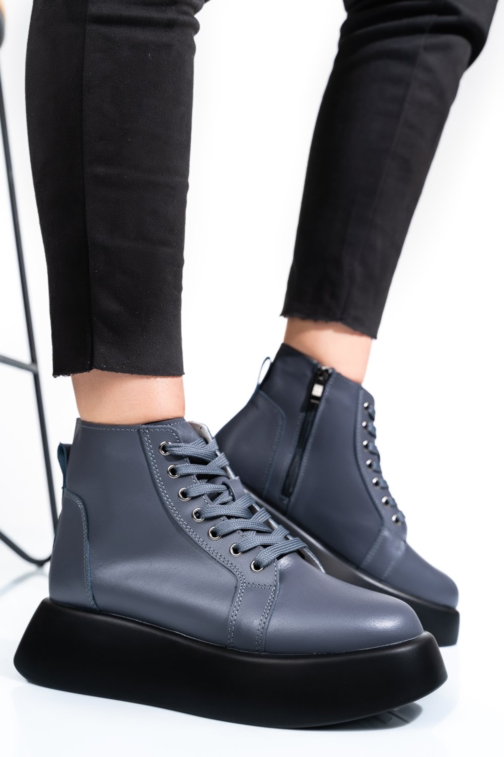 GHETE GRI INCHIS PIELE NATURALA TSP5101