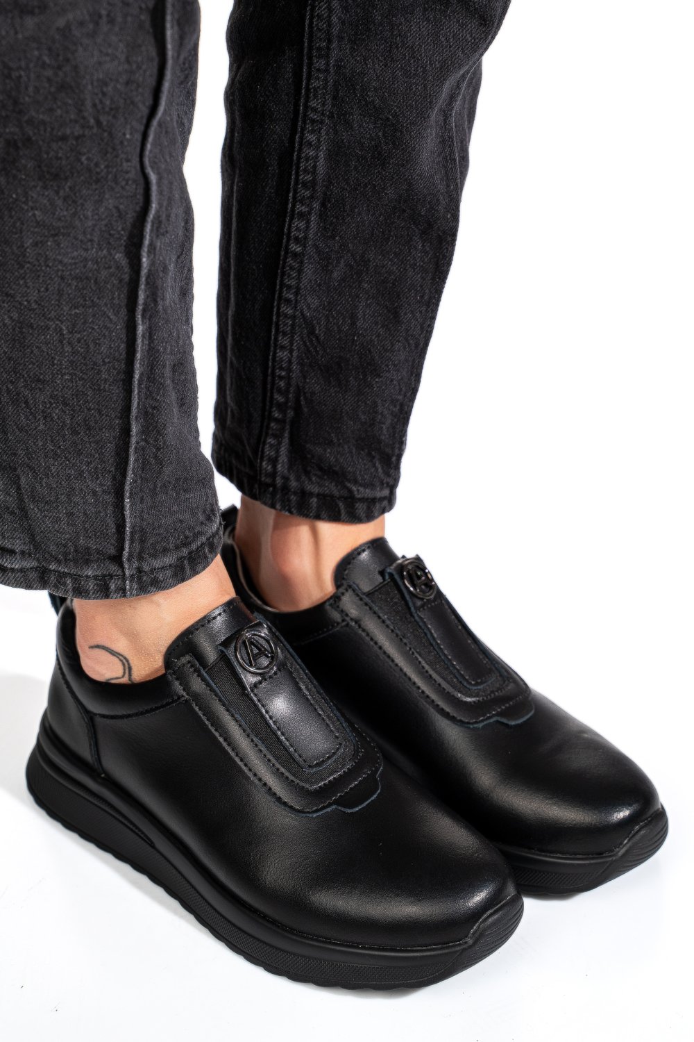 PANTOFI SPORT NEGRI PIELE NATURALA TSP6090