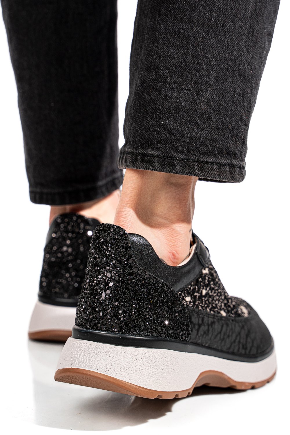 PANTOFI SPORT NEGRI PIELE NATURALA GSPO098