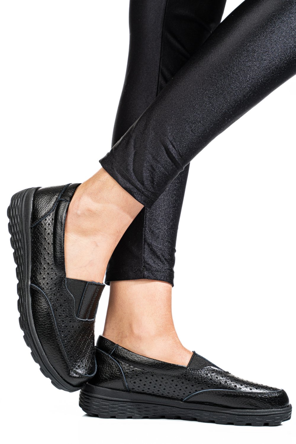 MOCASINI NEGRI PIELE NATURALA DSPX22025