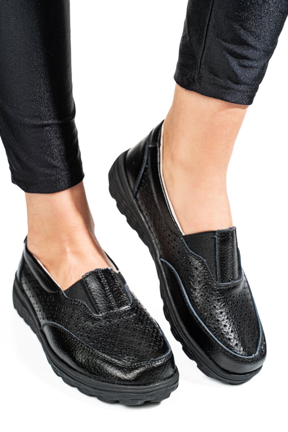 MOCASINI NEGRI PIELE NATURALA DSPX22025