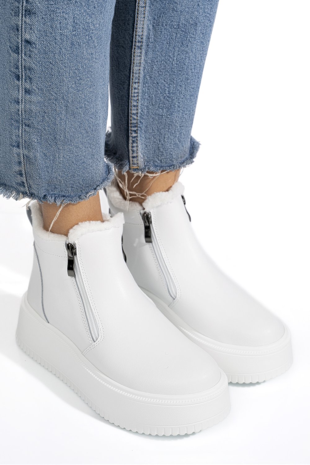 GHETE ALBE PIELE NATURALA TSP7008