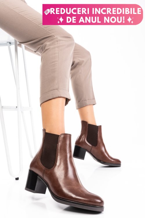 Ghete dama piele naturala maro netty