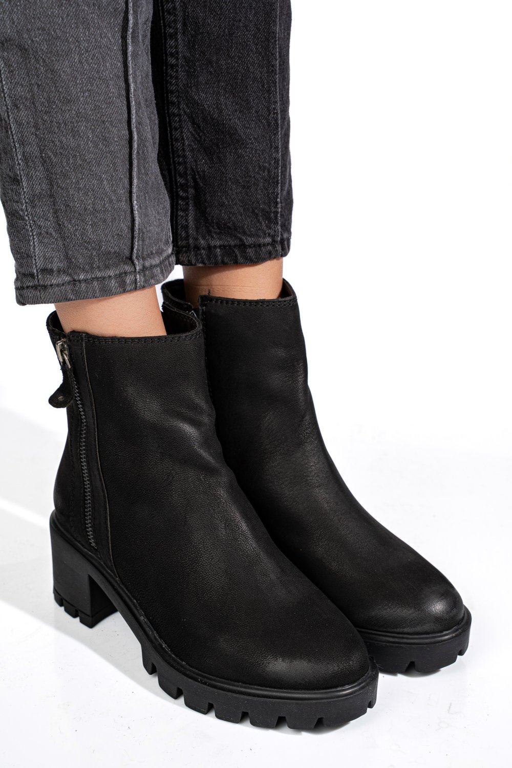 GHETE DAMA DE IARNA PIELE NATURALA BLACK NABUK 7S77765