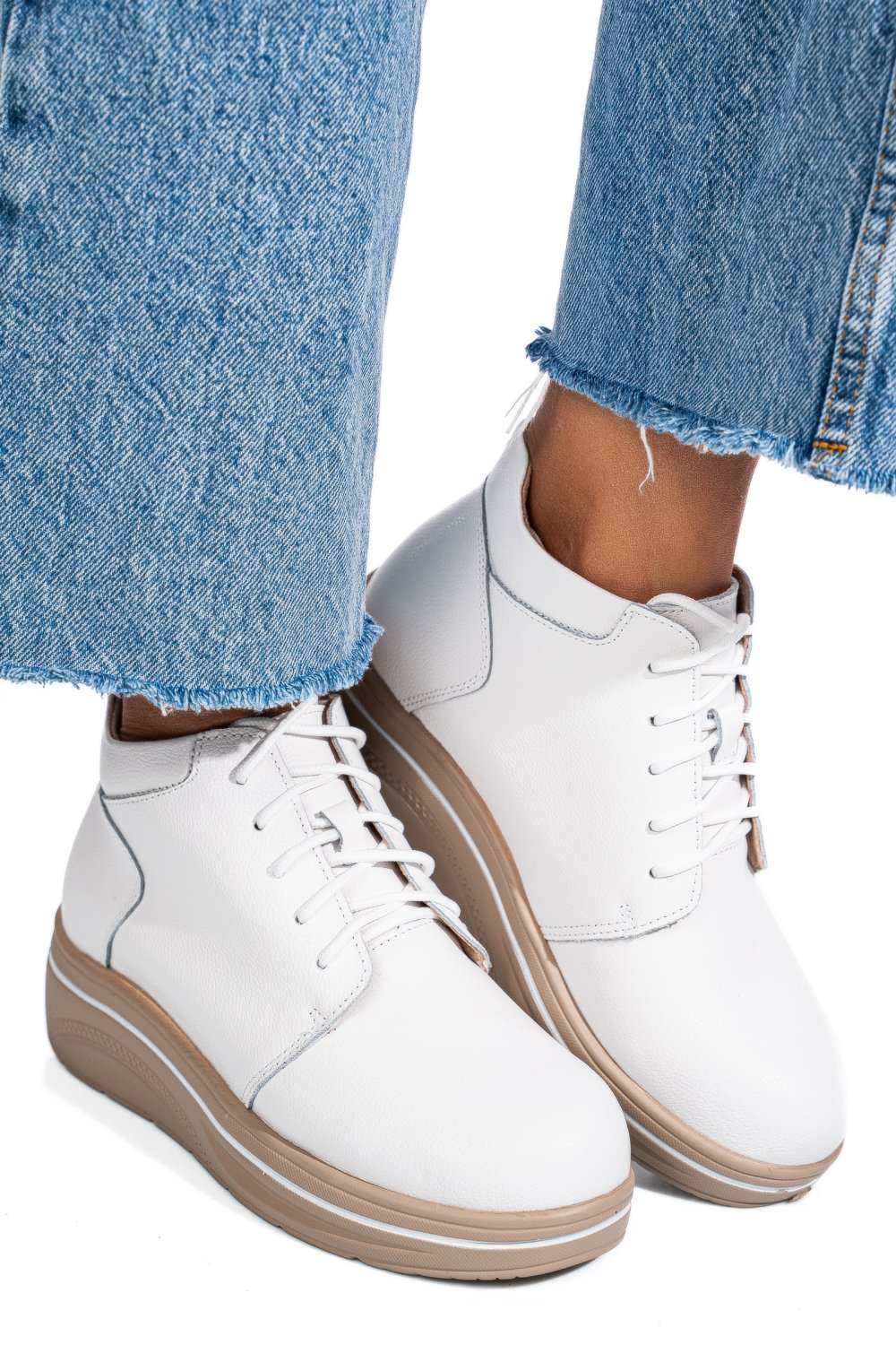 GHETE ALBE PIELE NATURALA 0SP588