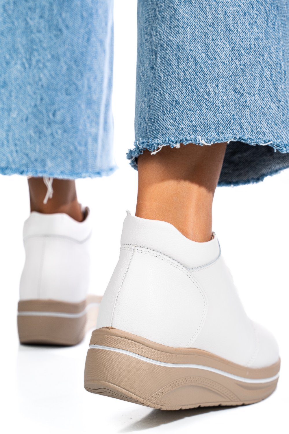 GHETE ALBE PIELE NATURALA 0SP588