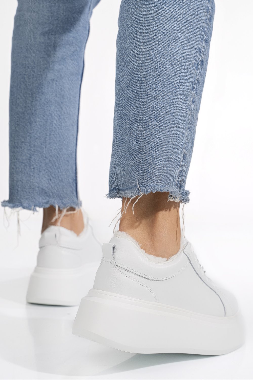 PANTOFI SPORT ALBI PIELE NATURALA TSP7011