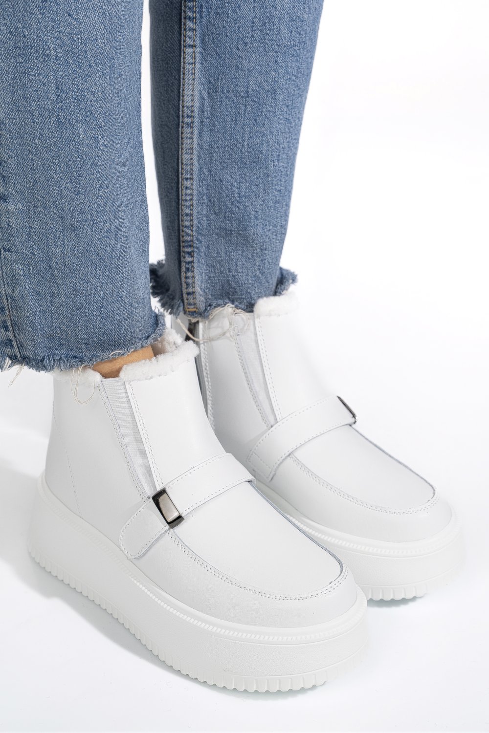 GHETE ALBE PIELE NATURALA TSP6078