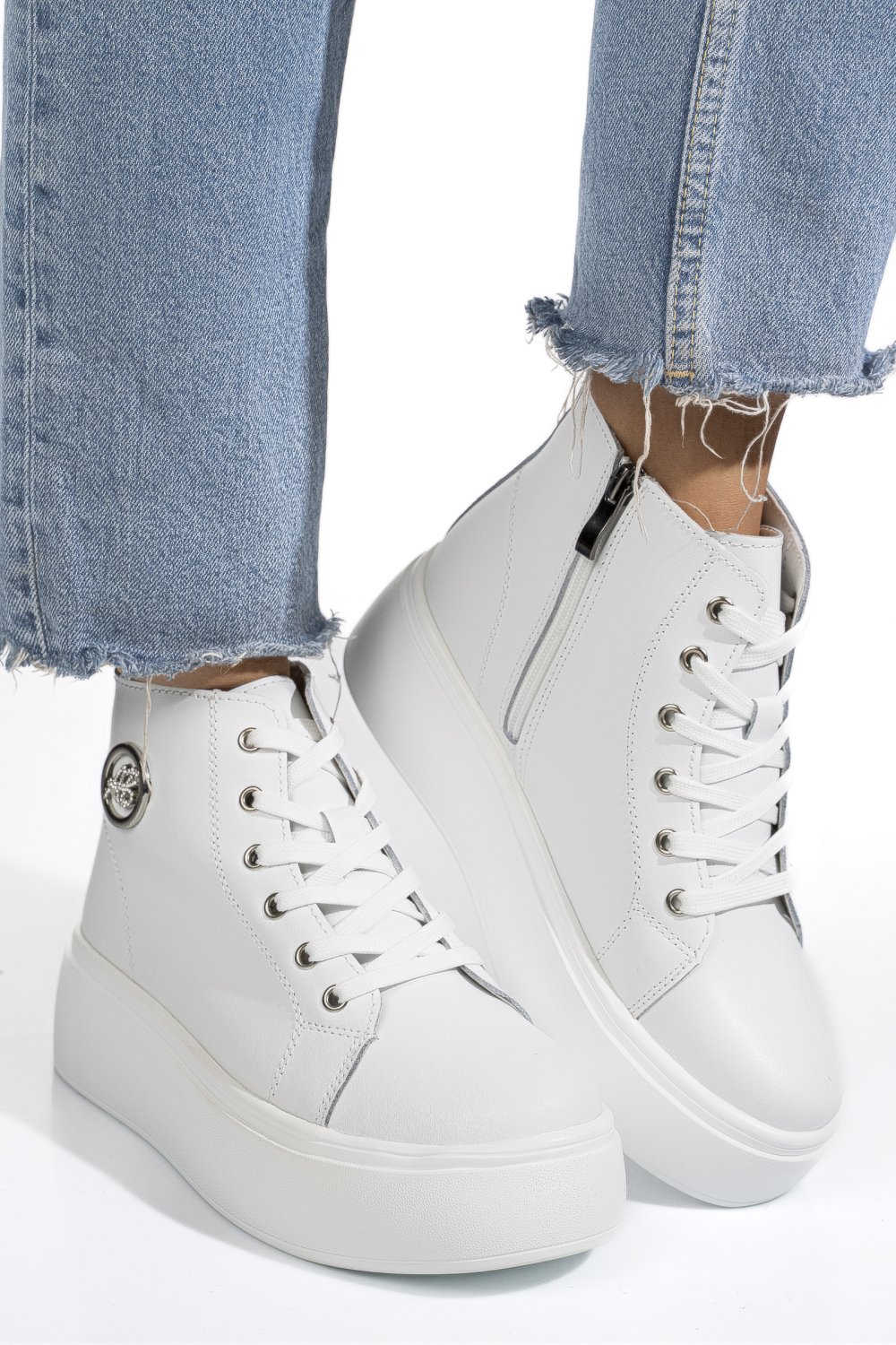 GHETE ALBE PIELE NATURALA TSP7022