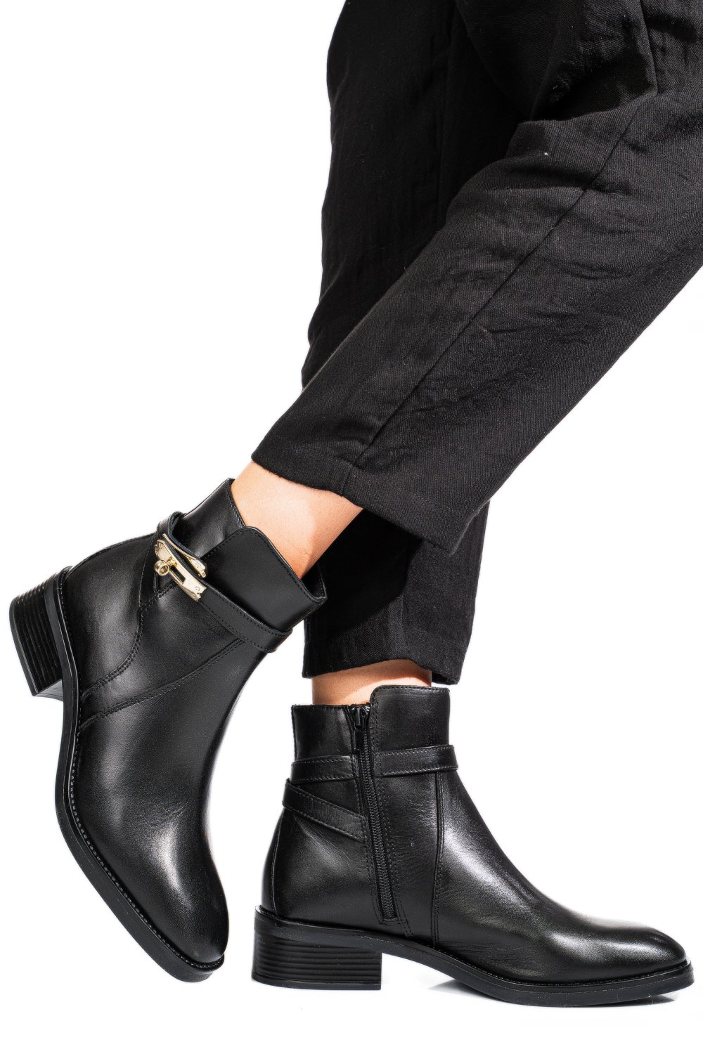 GHETE NEGRE PIELE NATURALA VB224207