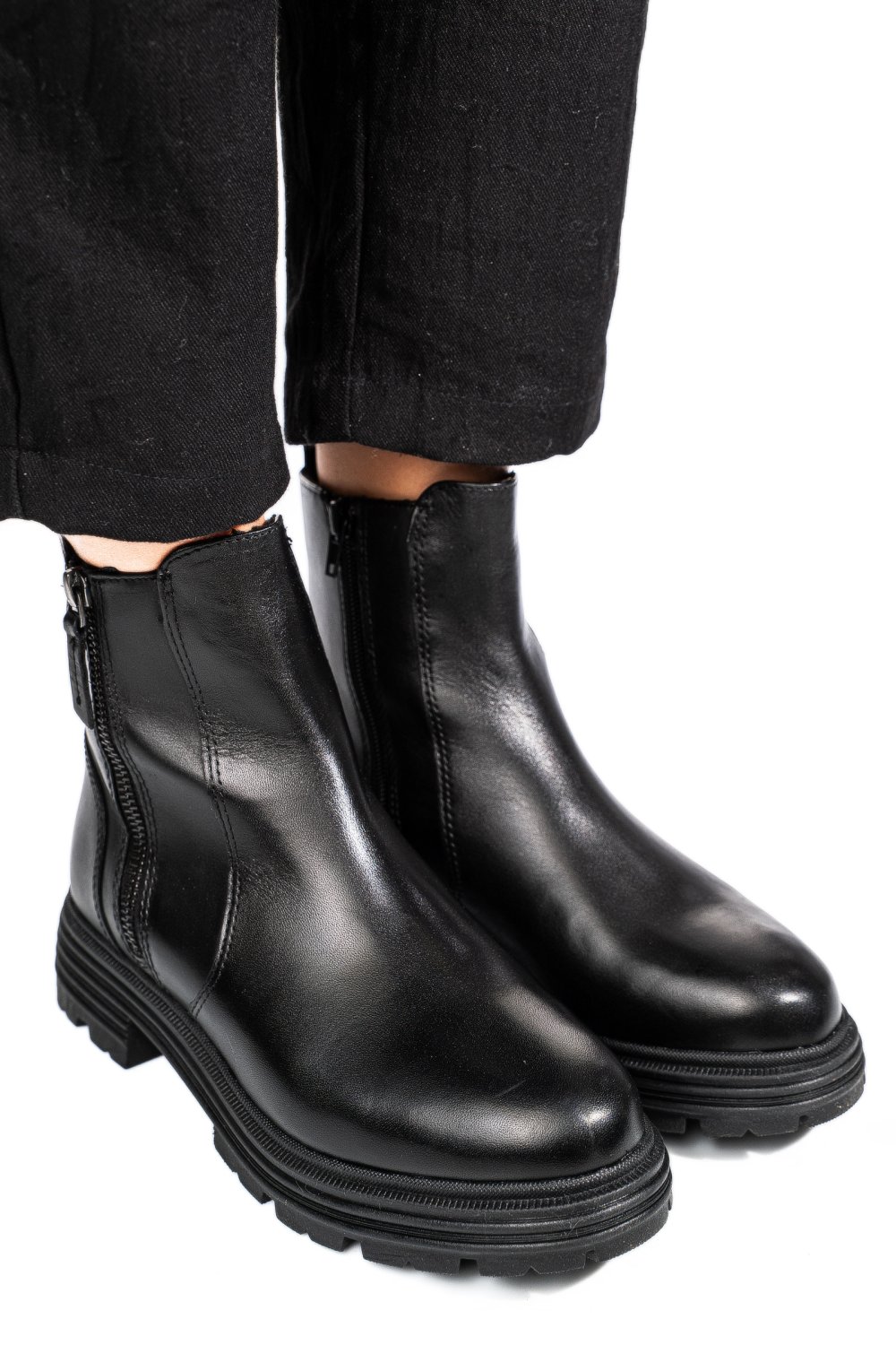 GHETE NEGRE PIELE NATURALA VB254209