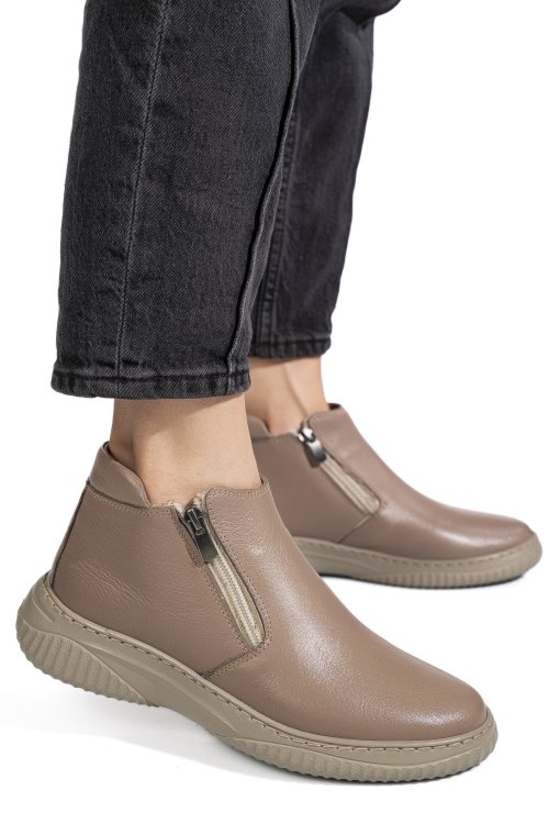 Ghete bej piele naturala 3pc119