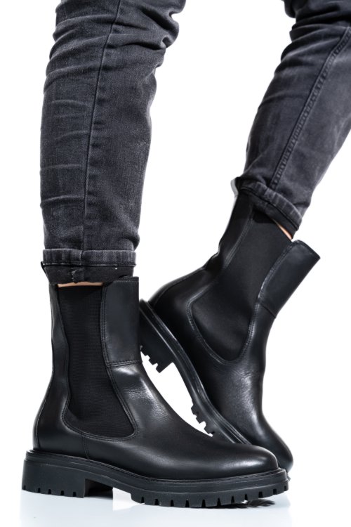 Ghete dama captusitepiele naturala negre ws77h-450h03