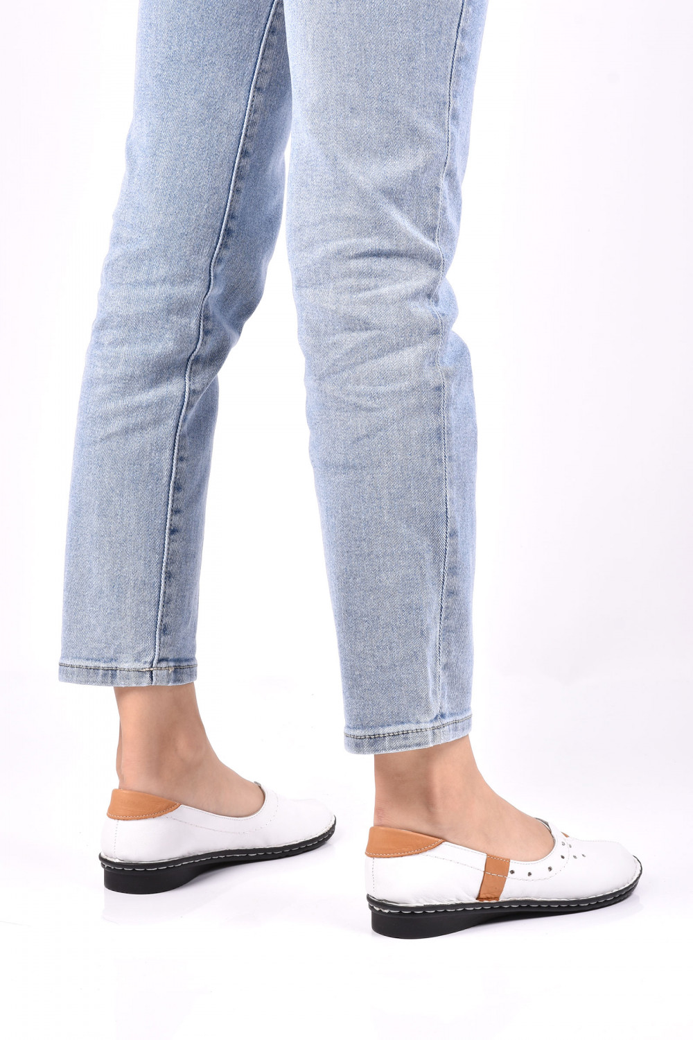 BALERINI ALBI  TALPA NEAGRA PIELE NATURALA CLAUDIA